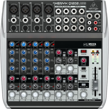 IABEHQ1202USB001.jpg