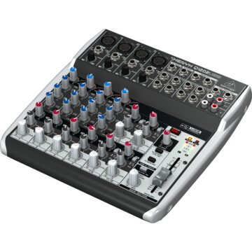 IABEHQ1202USB002.jpg