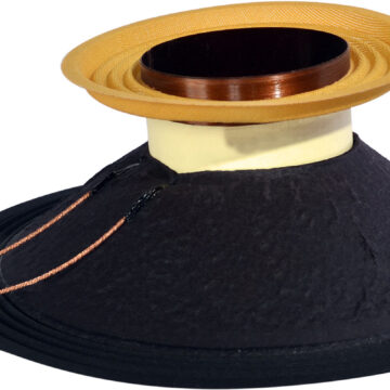 IABEYM10G4016001.jpg